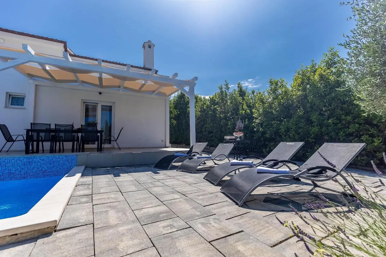 Deluxe Villa Valbruna Rovigno